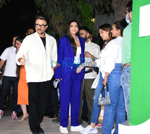 photos anil kapoor sonam kapoor ahuja arjun kapoor and others snapped attending vegnonveg store launch 7