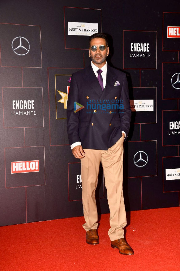 photos celebs snapped attending the hello hall of fame awards 01