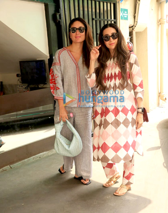 photos kareena kapoor khan and karisma kapoor wave to the paparazzi as they get spotted in town 4