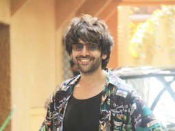 Photos: Kartik Aaryan snapped with his Lamborghini Urus in Juhu