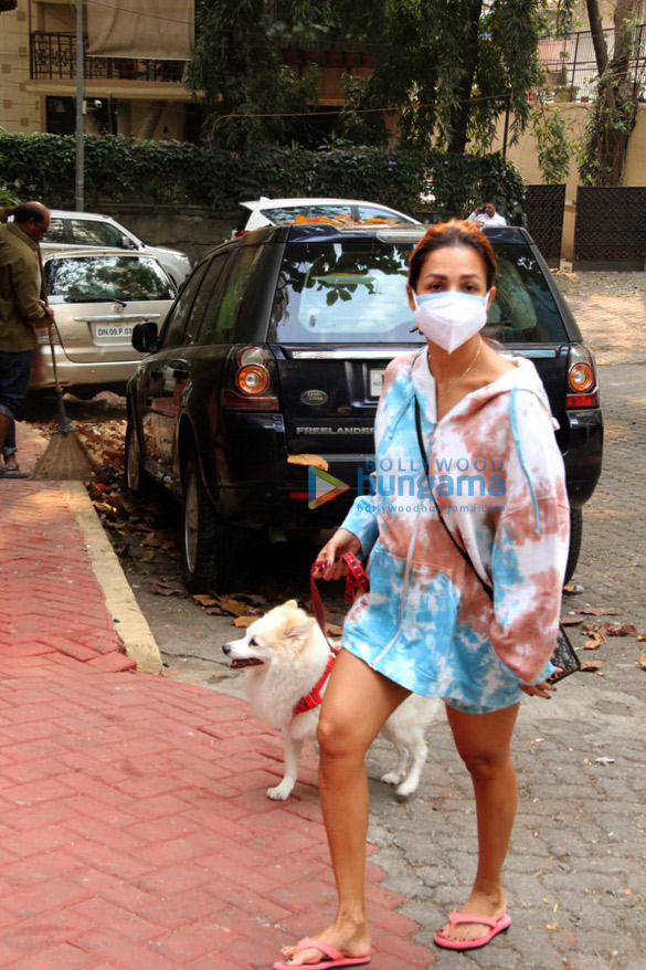 photos malaika arora steps out in tie dye sweatshirt to take her dog for a walk on a monday morning in khar 1