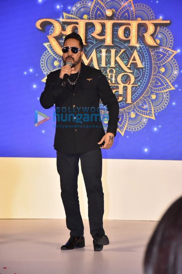 photos mika singh at the launch of his show swayamvar mika di vohti in delhi 4