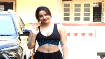 Photos: Neha Sharma keeps it casual in all black as she steps out of  the gym in Bandra