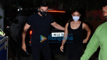 Photos: Ranbir Kapoor and Alia Bhatt twin in black as they get snapped at Krome Studio in Bandra