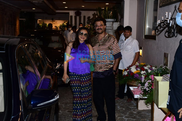 Photos: Rani Mukerji and Neetu Kapoor snapped post Anil Kapoor’s wife Sunita Kapoor’s birthday bash in Juhu Photos: Rani Mukerji and Neetu Kapoor snapped post Anil Kapoor’s wife Sunita Kapoor’s birthday bash in Juhu