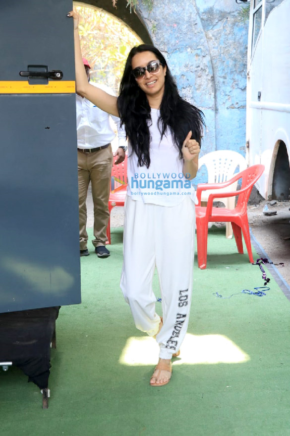 photos shraddha kapoor keeps it comfy in white at a shoot in colaba 4