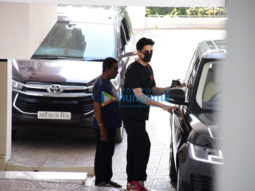 Photos: Sidharth Malhotra spotted at Bandra