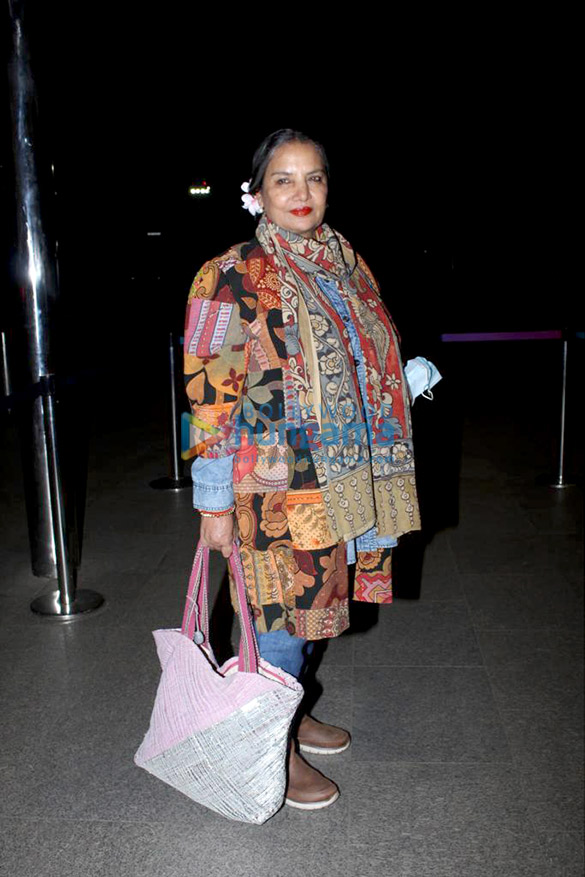 photos sussanne khan suniel shetty shabana azmi and others keep it comfy and casual as they get snapped at the airport 3