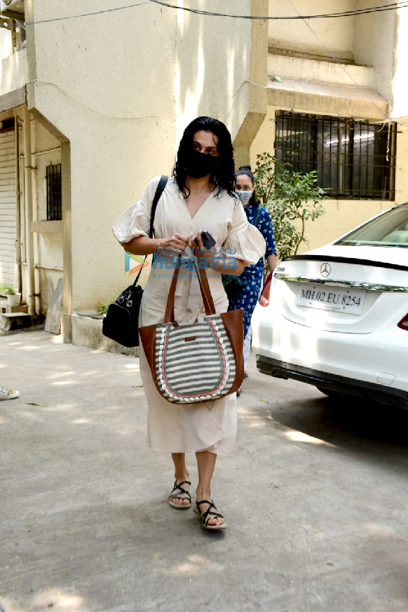 Photos: Taapsee Pannu steps in all-white on Saturday after a salon session in Juhu