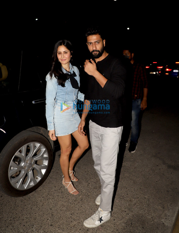 photos vicky kaushal joins wife katrina kaif and her mother for dinner at bastian in worli 2