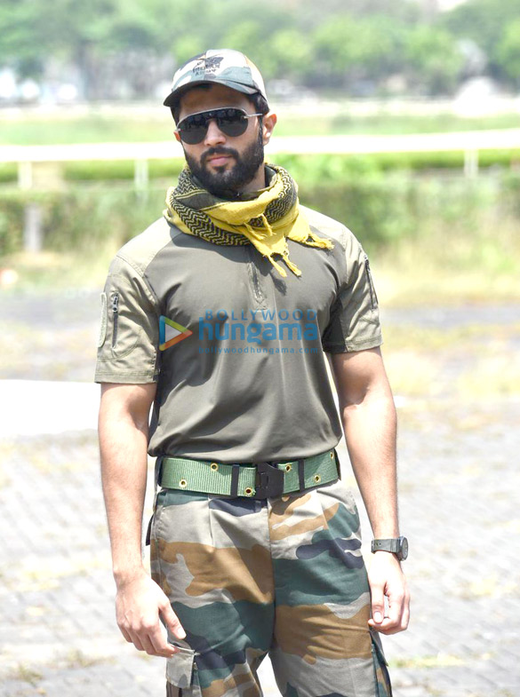 photos vijay deverakonda arrives in a chopper dressed in army uniform to announce his next pan india project with puri jagannadh 6