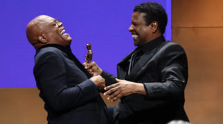 Samuel L. Jackson receives his first-ever Oscar as Lifetime Achievement Award from longtime friend Denzel Washington