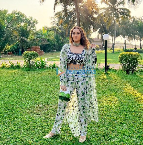 sonakshi sinha 1 48