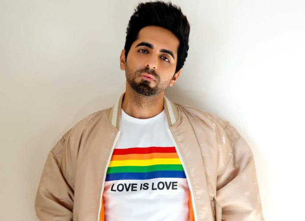 World Poetry Day 2022: "For me, poetry is like looking into the mirror to understand myself and my thoughts a lot more" - says Ayushmann Khurrana World Poetry Day 2022: "For me, poetry is like looking into the mirror to understand myself and my thoughts a lot more" - says Ayushmann Khurrana
