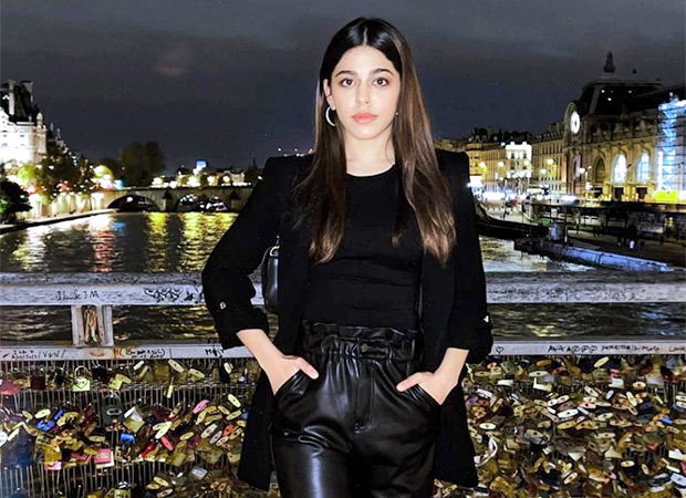 Alaya F shines in an all-black outfit as she poses at Paris’ Pont des Arts bridge