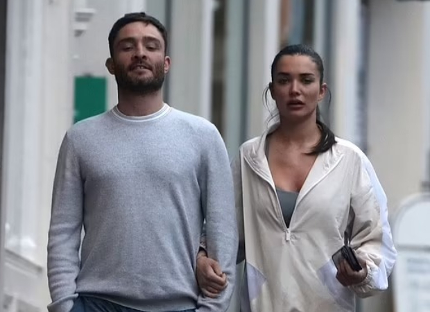 Amy Jackson Makes First Appearance With Her New Boyfriend, Gossip Girl ...