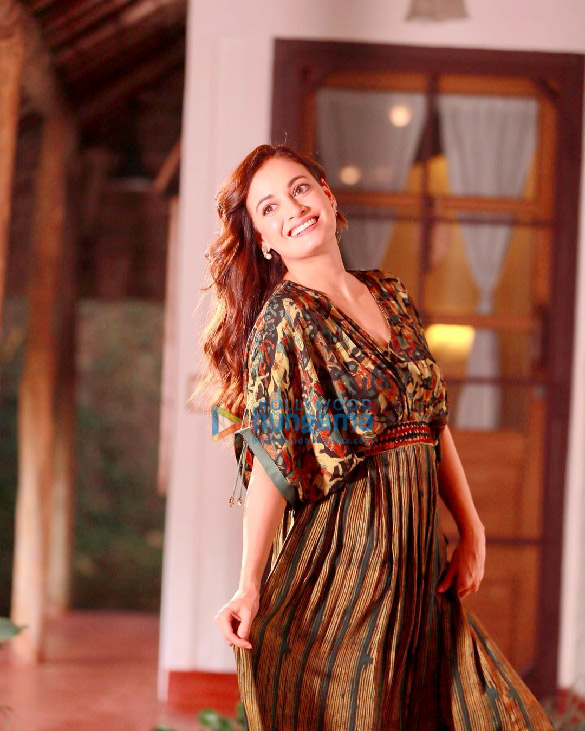 dia mirza 00 5