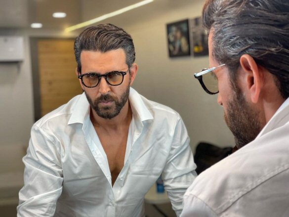 HOT! We can’t get over this pic of Hrithik Roshan as ‘Vedha’ HOT! We can’t get over this pic of Hrithik Roshan as ‘Vedha’