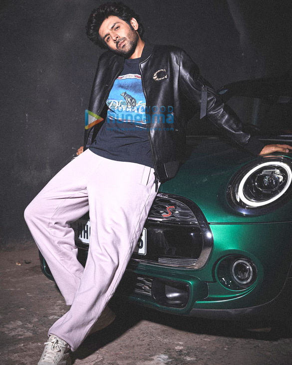kartik aaryan 2 19