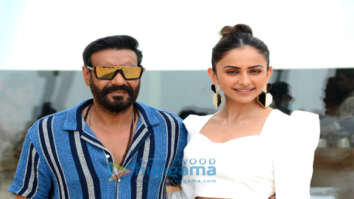 Photos: Ajay Devgn and Rakul Preet Singh snapped during the promotions of Runway 34 in Juhu