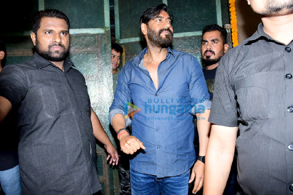 photos ajay devgn snapped at his residence celebrating his 53rd birthday 6