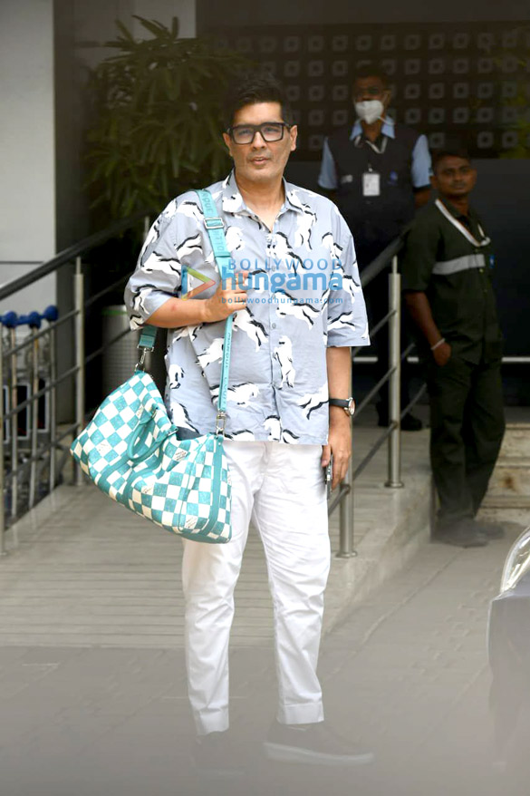photos alia bhatt and manish malhotra spotted at kalina airport 2