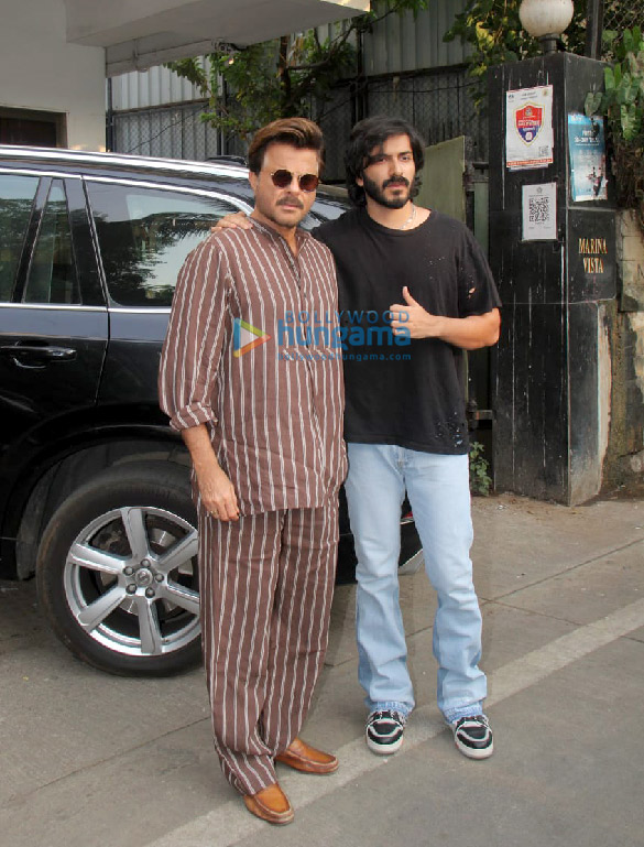 Photos: Anil Kapoor and Harsh Varrdhan Kapoor spotted promoting the film Thar at Mehboob studio Photos: Anil Kapoor and Harsh Varrdhan Kapoor spotted promoting the film Thar at Mehboob studio