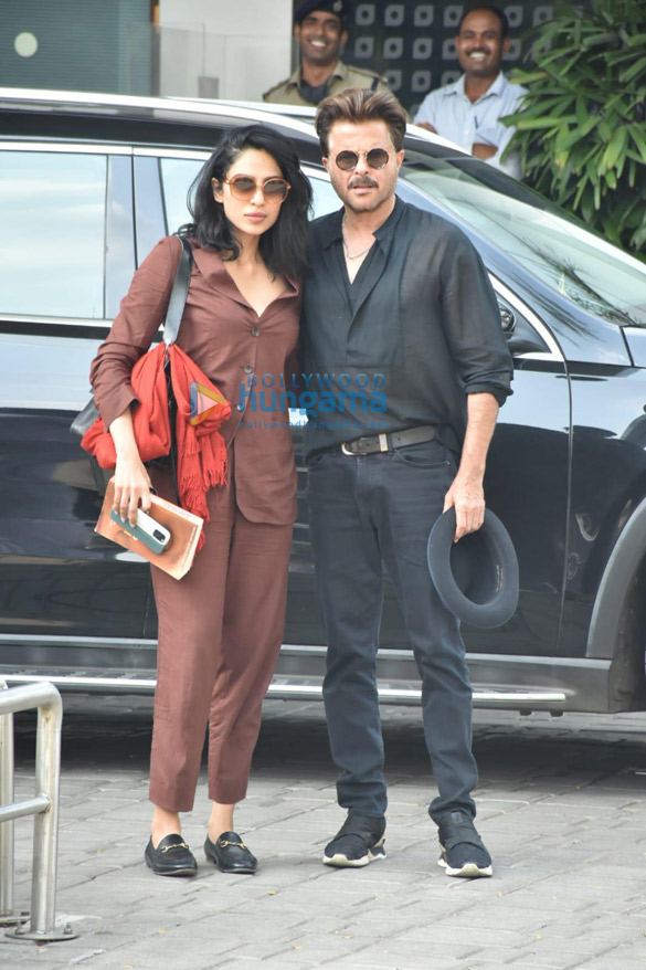 photos anil kapoor and sobhita dhulipala spotted at kalina airport 6