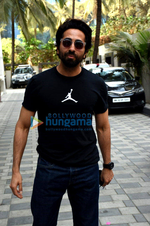 photos ayushmann khurrana snapped at t series office in andheri 2