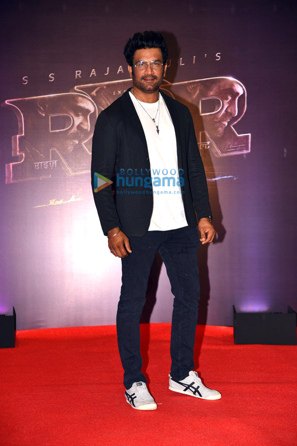 photos celebs grace the party to celebrate jayantilal gadas birthday and back to back releases7 19