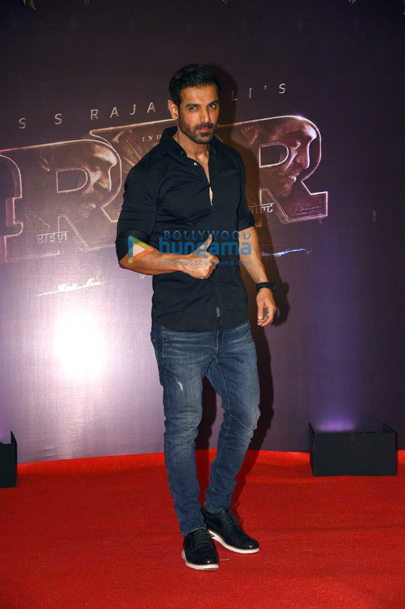 photos celebs grace the party to celebrate jayantilal gadas birthday and back to back releases7 2