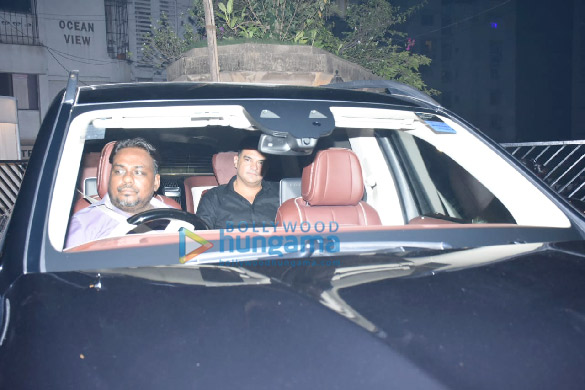 photos celebs snapped at karan johars house in bandra 5