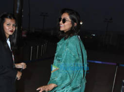 Photos: Deepika Padukone and Kriti Sanon snapped at the airport
