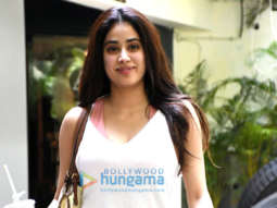 Photos: Janhvi Kapoor spotted at a gym