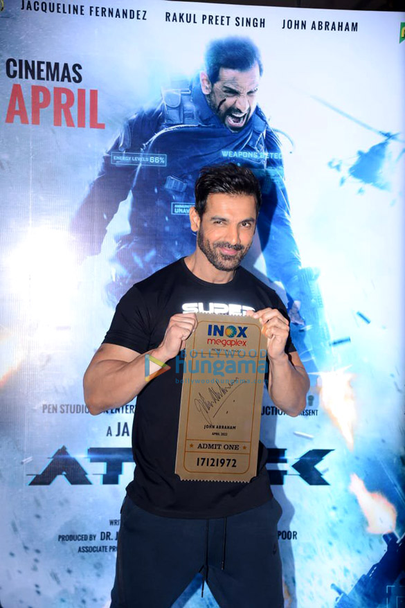 photos john abraham snapped at the launch of inox insta pay in goregaon 3