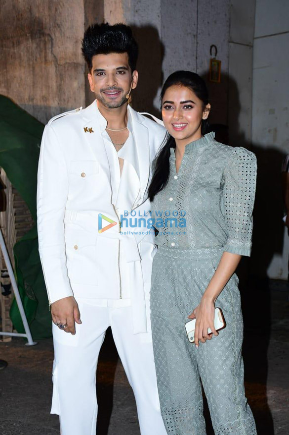 photos karan kundra tejaswi prakash kiara advani and neetu singh snapped on the sets of dance deewane juniors 3