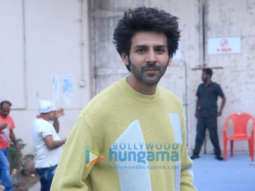 Photos: Kartik Aaryan snapped at Mehboob studio in Bandra