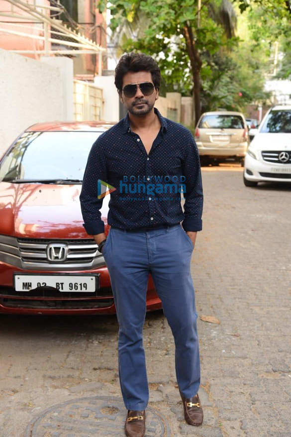 photos malavika mohanan and nikhil dwivedi snapped at sunny super sound in juhu 5