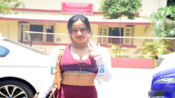 Photos: Neha Sharma spotted in Bandra