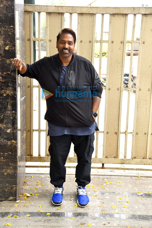 photos palak tiwari aditya seal and ganesh acharya snapped in andheri promoting their song maangta hai kya 6