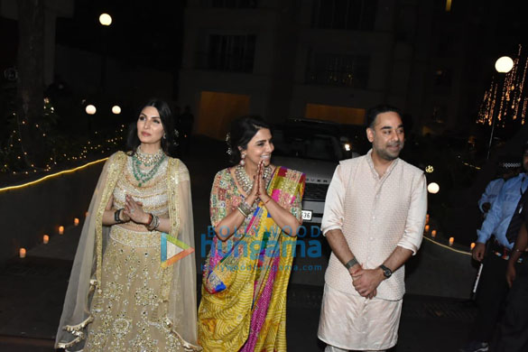 photos ranbir kapoor and alia bhatt greet media post their wedding 005 1