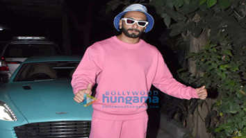Photos: Ranveer Singh snapped at a dubbing studio in Bandra