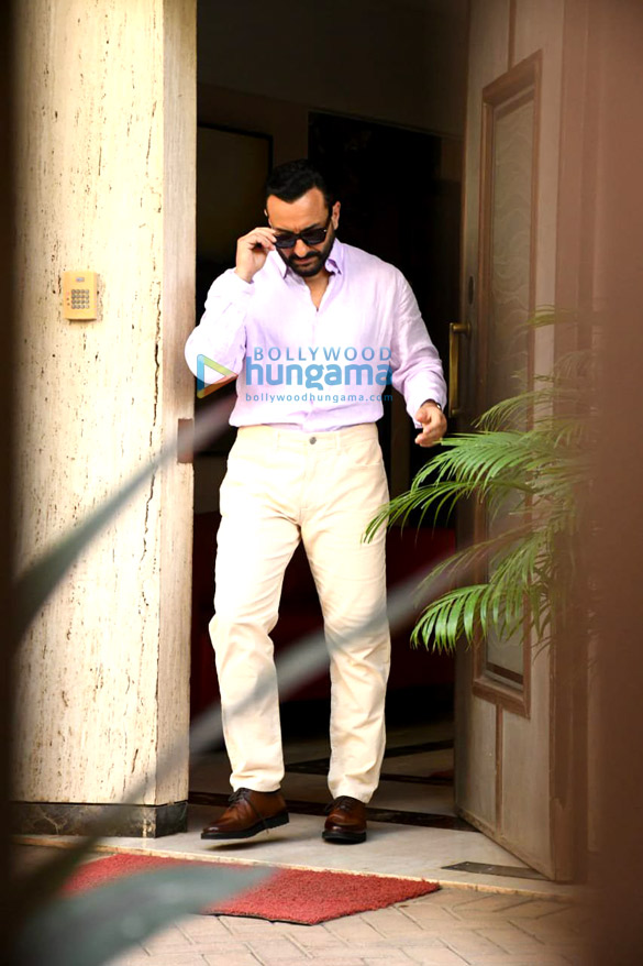photos saif ali khan snapped sporting a suave look in bandra 2