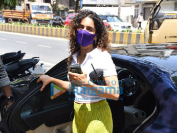 Photos: Sanya Malhotra snapped in Santacruz