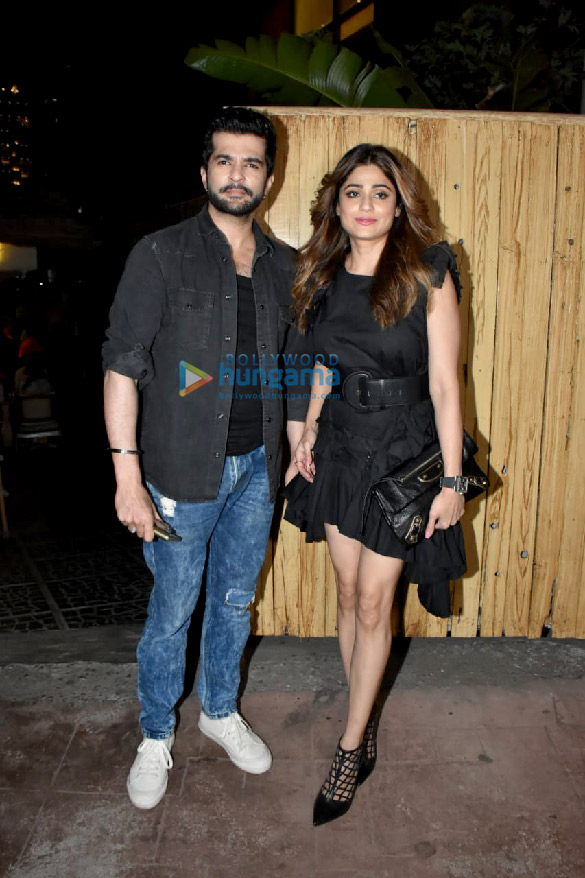 photos shamita shetty her boyfriend and mouni roy and her husband snapped at binge 3