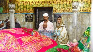 Photos: Tiger Shroff and Tara Sutaria snapped at Mahim Dargah ahead of the release of Heropanti 2