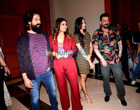 photos yash srinidhi shetty sanjay dutt and raveena tandon spotted during the promotions of k g f chapter 2 2