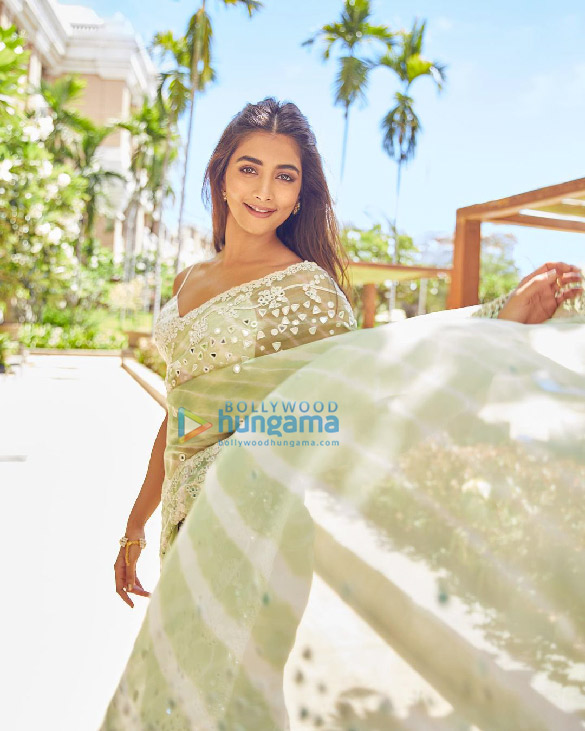 pooja hegde 070 5