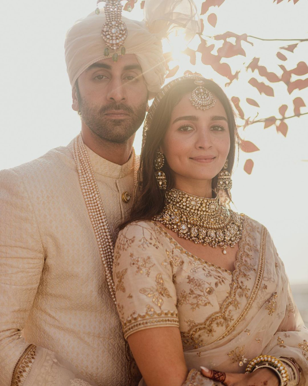 Ranbir Kapoor-Alia Bhatt Wedding: Newlyweds share first photos, seal it with a kiss - 'we got married' Ranbir Kapoor-Alia Bhatt Wedding: Newlyweds share first photos, seal it with a kiss - 'we got married'