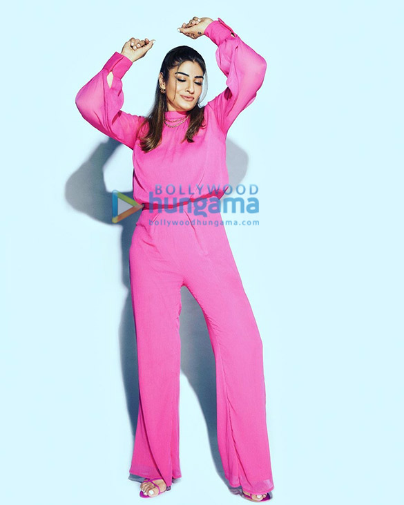 raveena tandon 7 4